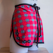 Load image into Gallery viewer, Handmade Plaid Flannel Stevie Shorts (Size Medium Fit)
